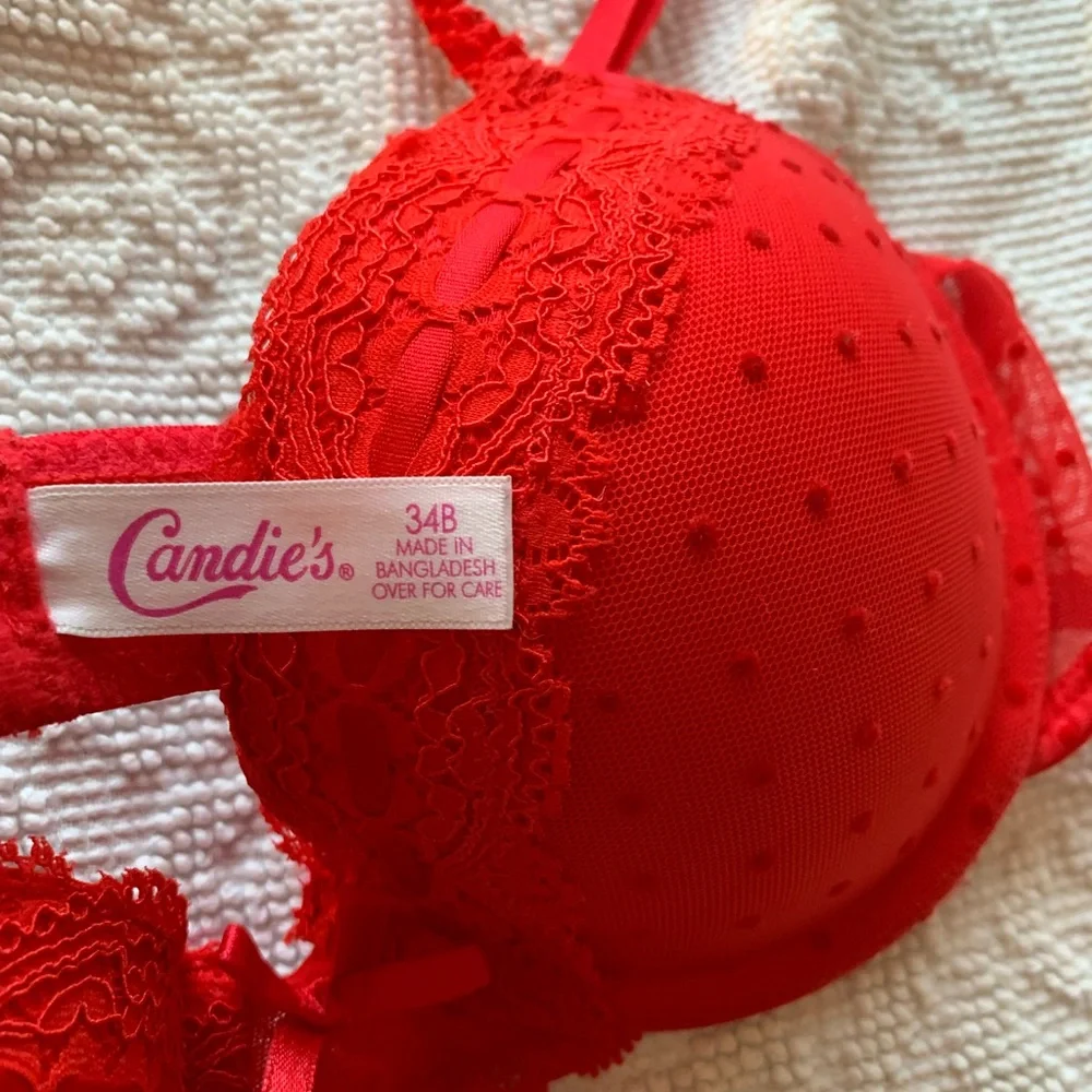 Two Candie’s Bras - Picture 5 of 5
